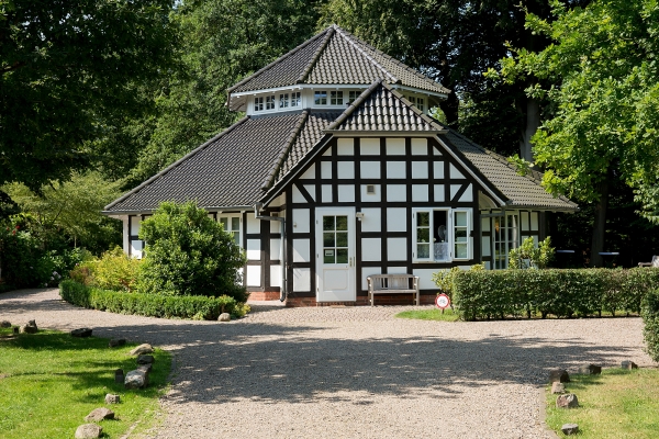 ﻿Lür-Kropp-Hof