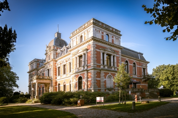 ﻿Schloss Etelsen